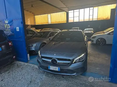 Usata Mercedes CLA200 136 CV (100 kW) 2016 Grigio Coupé