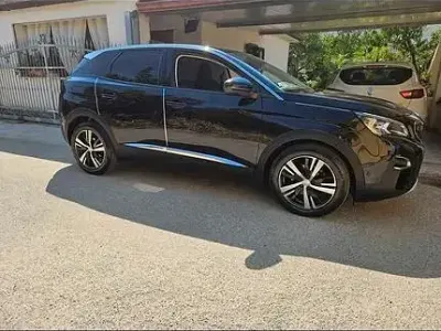 Usata Peugeot 3008 120 CV (88 kW) 2017 Nero SUV