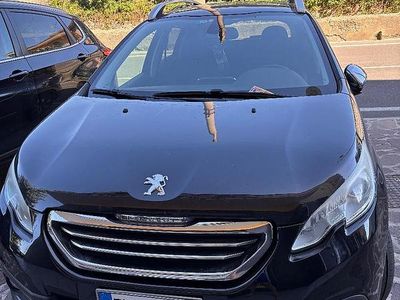 Usata Peugeot 2008 Allure 100 CV (73 kW) 2015 Nero SUV