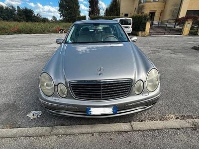 Usata Mercedes E280 2006 Grigio Berlina