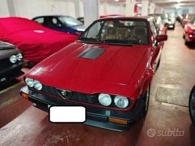 Usata Alfa Romeo Alfetta 159 CV (116 kW) 1987 Rosso Coupé