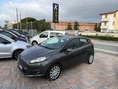 Usata Ford Fiesta 95 CV (69 kW) 2015 Berlina