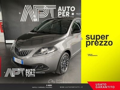 Usata Lancia Ypsilon S 69 CV (50 kW) 2024 Grigio Utilitaria