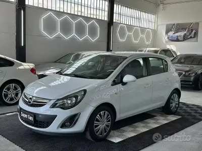 Usata Opel Corsa 90 CV (66 kW) 2014 Bianco Utilitaria
