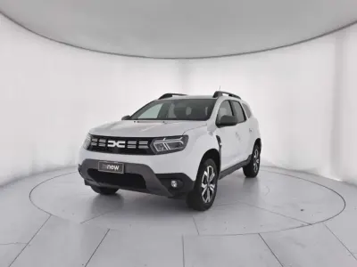 Usata Dacia Duster Journey 101 CV (74 kW) 2023 Bianco ghiaccio SUV