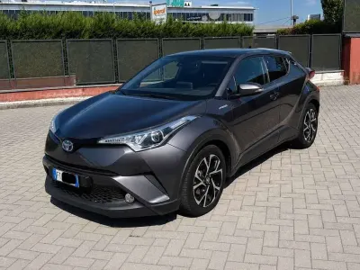Usata Toyota C-HR Trend 98 CV (72 kW) 2019 Grigio SUV