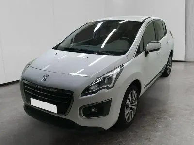 Usata Peugeot 3008 Active 115 CV (84 kW) 2015 Bianco SUV