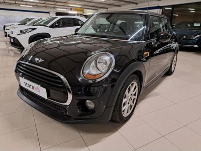 Usata Mini ONE 75 CV (55 kW) 2016 Nero Utilitaria