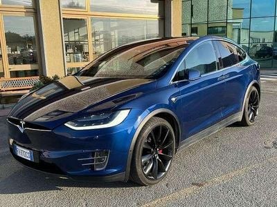 Blu/azzurro Usata 2017 Tesla Model X SUV | 45.000 € (Molto cara)