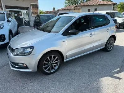 Usata VW Polo 75 CV (55 kW) 2015 Grigio Berlina