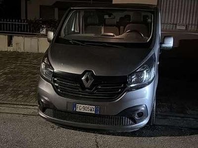 Usata Renault Trafic 125 CV (91 kW) 2017 Grigio Monovolume