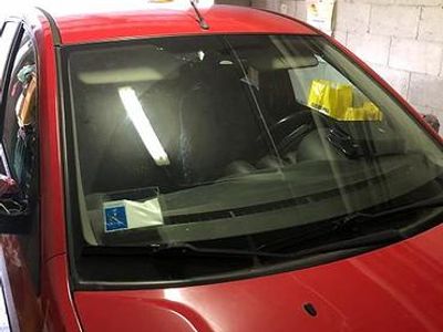 Usata Ford Fiesta 2004 Rosso Utilitaria