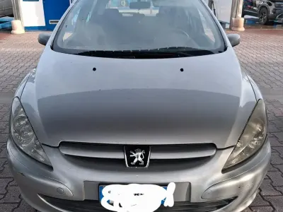 Usata Peugeot 307 68 CV (50 kW) 2005 Grigio Berlina