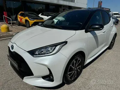 Usata Toyota Yaris Hybrid Style 116 CV (85 kW) 2022 Other Berlina
