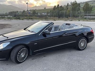 Usata Mercedes E220 Avantgarde 170 CV (125 kW) 2010 Nero Cabrio
