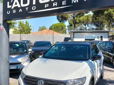 Usata VW T-Roc Style 116 CV (85 kW) 2019 Bianco SUV