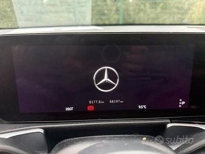 Usata Mercedes GLB200 2024 Grigio SUV