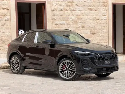 Nuova Audi Q5 Sportback S-Line 203 CV (149 kW) 2026 Nero SUV