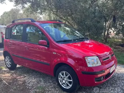 Usata Fiat Panda Emotion 60 CV (44 kW) 2003 Rosso Utilitaria
