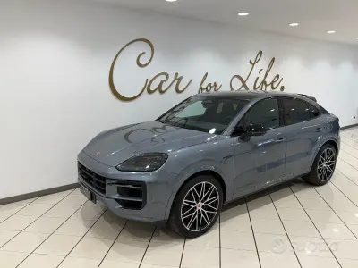 Nuova Porsche Cayenne Black Edition 305 CV (224 kW) 2026 Grigio SUV