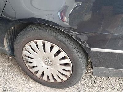 Usata VW Passat Comfortline 140 CV (102 kW) 2006 Nero Station wagon