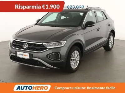 Usata VW T-Roc Life 150 CV (110 kW) 2023 Grigio SUV