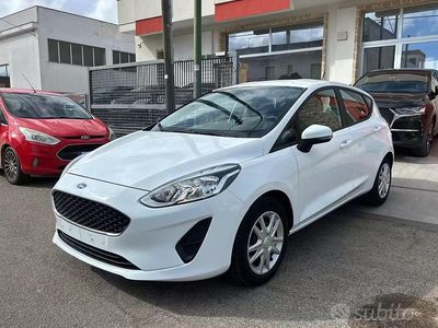 Usata Ford Fiesta 85 CV (62 kW) 2018 Bianco Utilitaria