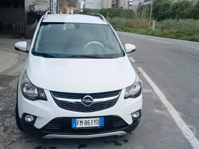 Usata Opel Karl 75 CV (55 kW) 2018 Bianco Utilitaria