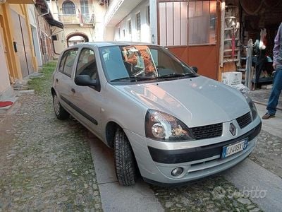 Usata Renault Clio II 2003 Berlina