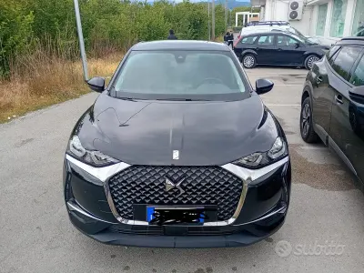 Usado DS Automobiles DS3 So Chic 110 CV (80 kW) 2021 Negro Berlina