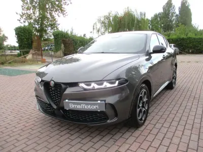 Usata Alfa Romeo Tonale Sprint 131 CV (96 kW) 2025 Grigio SUV
