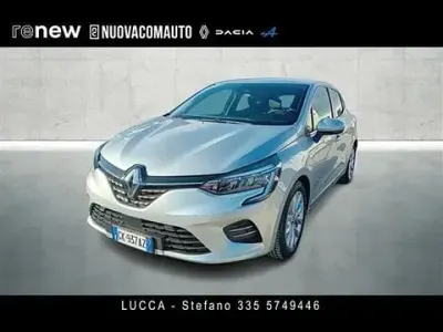 Usata Renault Clio V Intens 140 CV (102 kW) 2022 Utilitaria