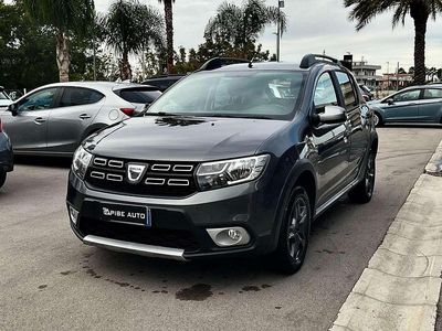 Grigio Usata 2017 Dacia Sandero Stepway Berlina | 8990 € (Buon prezzo)