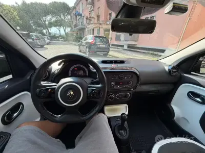 Usata Renault Twingo 90 CV (66 kW) 2016 Nero Utilitaria