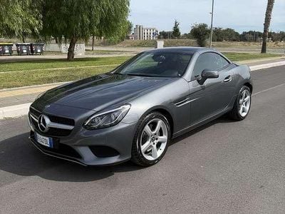 Usata Mercedes SLC200 184 CV (135 kW) 2018 Grigio Cabrio