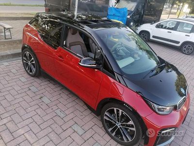 Usata BMW i3 Comfort Edition 136 kW (185 CV) 2018 Rosso Utilitaria