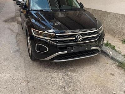 Usata VW T-Roc 150 CV (110 kW) 2024 Nero SUV