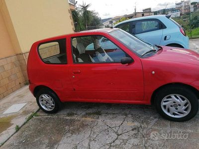 Occasion Fiat 600 54 ch (39 kW) 2005 Rouge Citadine