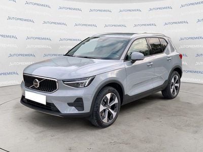 Nuova Volvo XC40 Core 163 CV (119 kW) 2026 Grigio SUV