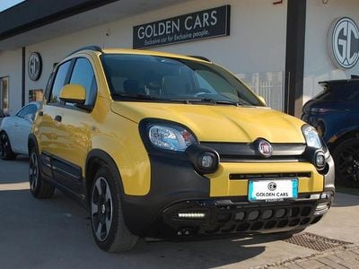 Nuova Fiat Panda Cross Cross 69 CV (50 kW) 2025 Giallo Utilitaria