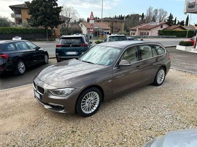 usata BMW 330 dA xDrive Touring Luxury