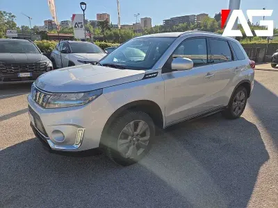 Usata Suzuki Vitara Cool 129 CV (94 kW) 2023 Grigio SUV