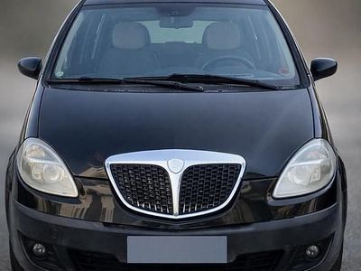 Usata Lancia Musa 90 CV (66 kW) 2007 Nero Monovolume