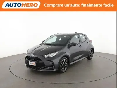 Usata Toyota Yaris Trend 116 CV (85 kW) 2023 Grigio Utilitaria