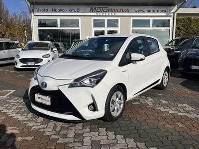 Usata Toyota Yaris Hybrid Active 101 CV (74 kW) 2017 Bianco Berlina