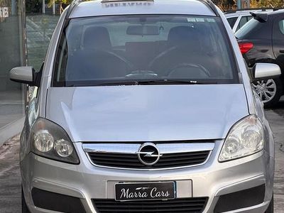 Usata Opel Zafira 129 CV (94 kW) 2007 Grigio Monovolume