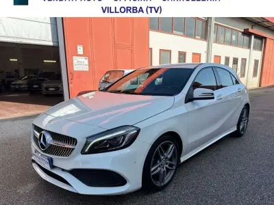 Usata Mercedes A180 Premium 109 CV (80 kW) 2017 Bianco Utilitaria