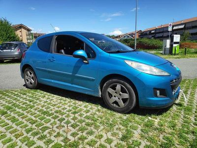 Blu/azzurro Usata 2011 Peugeot 207 Allure Berlina | 3800 € (Cara)