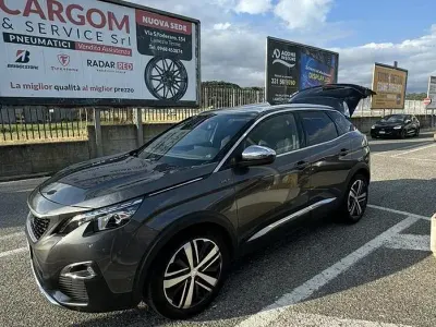 Usata Peugeot 3008 GT-line 180 CV (132 kW) 2019 Grigio SUV