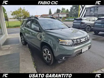Usata Dacia Duster Prestige 101 CV (74 kW) 2023 Liken kaki SUV